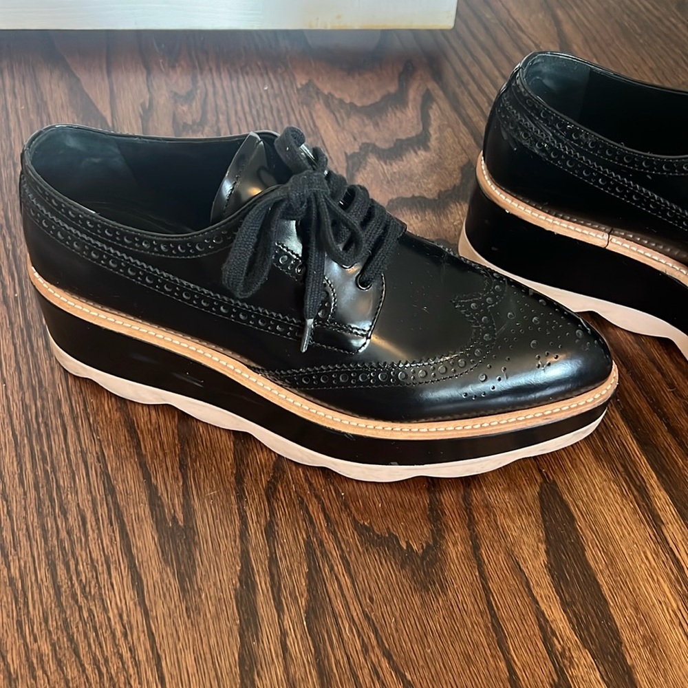 Perfect condition prada wedge sneakers